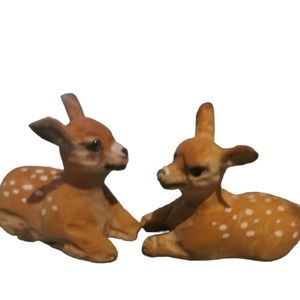 Micro craved wood deer